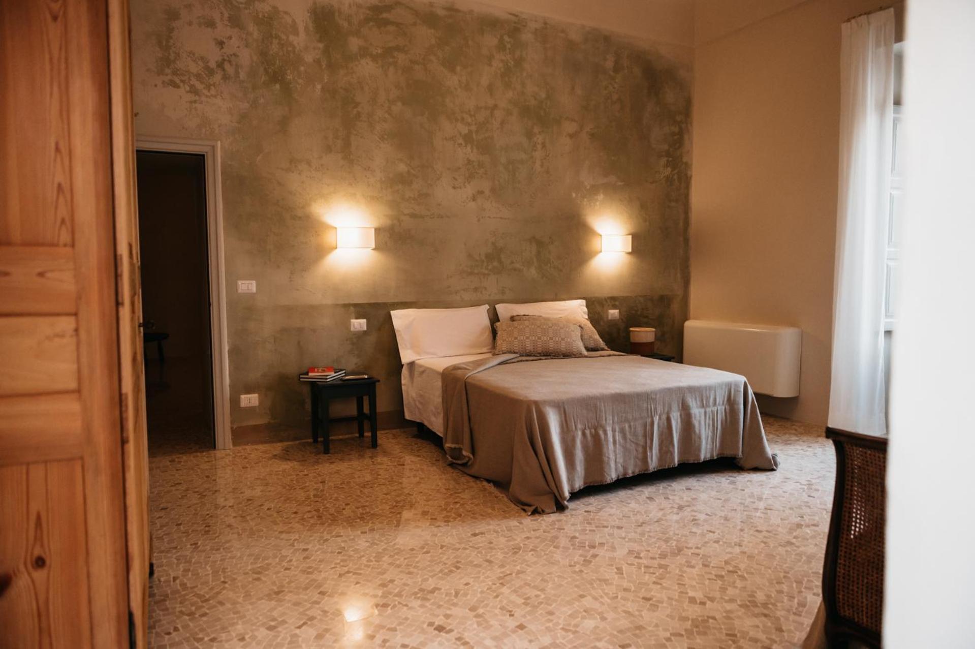 Отель Palazzo Pati Tiggiano Экстерьер фото